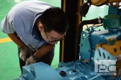 用戶故事：來自青格達(dá)湖畔的問候