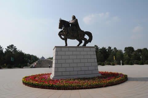 【隨華全 觀天下】 和華全發電機組一起走進“天驕圣地”